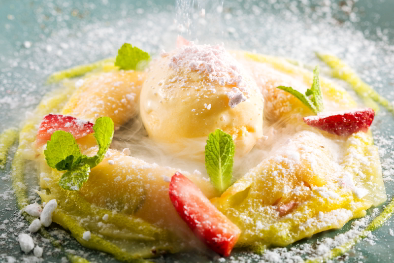 Ravioloni di ananas ravioli di ananas