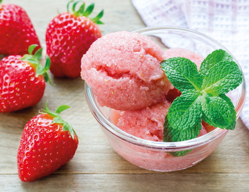 Sorbetto di tofu, fragole e sciroppo d’acero sorbetto fragole e tofu