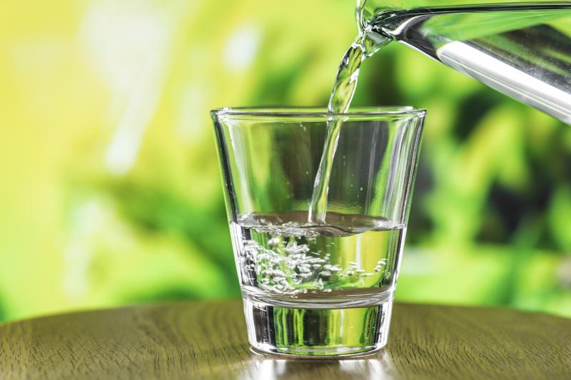 Stare meglio con l’acqua alcalina acqua alcalina